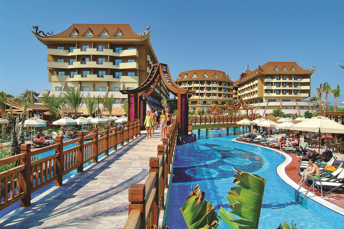Royal Dragon Hotel